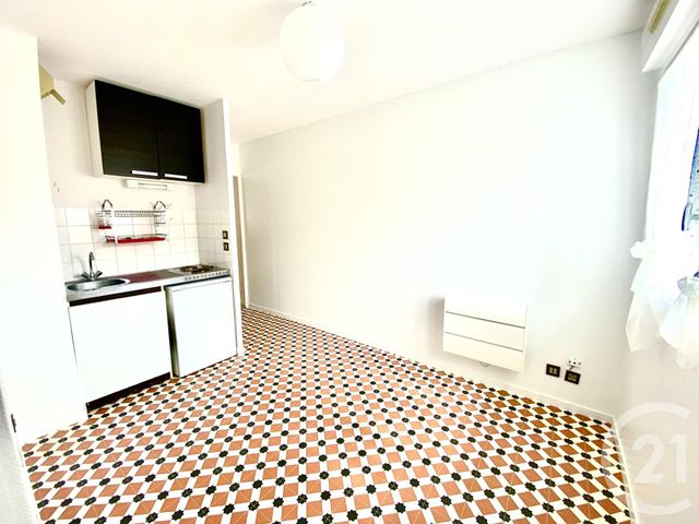 Appartement T2 à vendre - 2 pièces - 20.0 m2 - TOULOUSE - 31 - MIDI-PYRENEES - Century 21 Action Immobilier